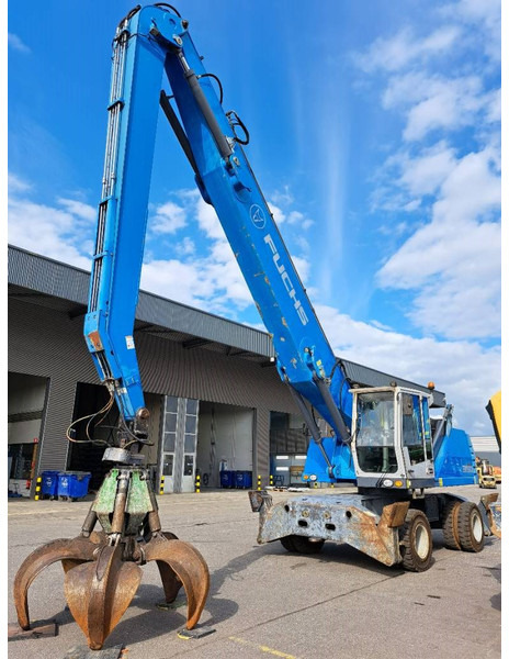 Fuchs MHL 350 E - آلة التعامل مع النفايات: صورة 1 Fuchs MHL 350 E - آلة التعامل مع النفايات: صورة 1