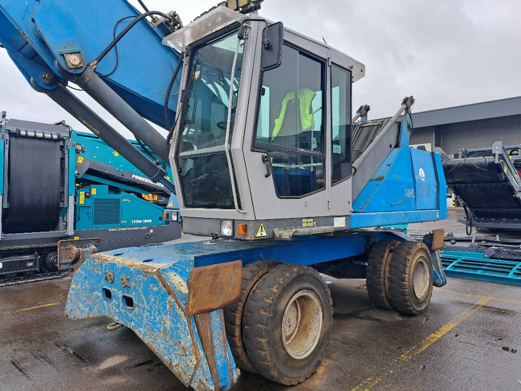 Fuchs MHL350C + generator - آلة التعامل مع النفايات: صورة 5 Fuchs MHL350C + generator - آلة التعامل مع النفايات: صورة 5