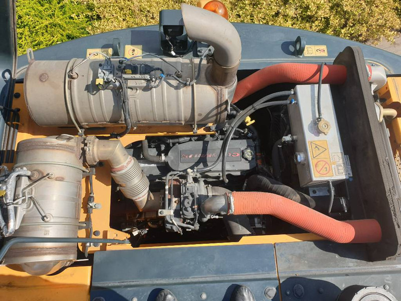 تأجير Hyundai HW 160 Hyundai HW 160: صورة 12 تأجير Hyundai HW 160 Hyundai HW 160: صورة 12