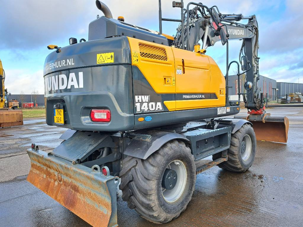 Hyundai HW140A + Tiltrotator - حفار ذو عجلات: صورة 3 Hyundai HW140A + Tiltrotator - حفار ذو عجلات: صورة 3