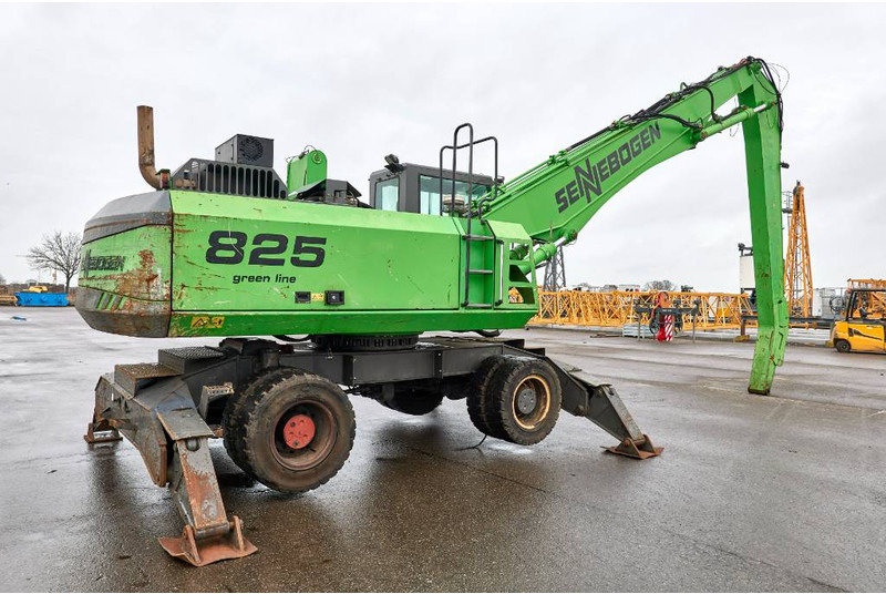 Sennebogen 825M-C - آلة التعامل مع النفايات: صورة 2 Sennebogen 825M-C - آلة التعامل مع النفايات: صورة 2