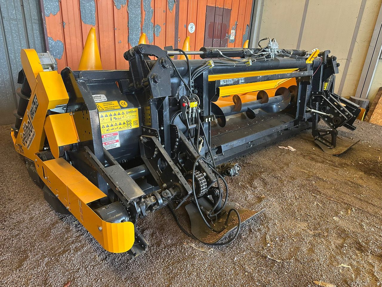 ELİBOL LF03 / 6-75 6 ROWS FOLDABLE CORN HEADER - حصادة ذرة: صورة 5 ELİBOL LF03 / 6-75 6 ROWS FOLDABLE CORN HEADER - حصادة ذرة: صورة 5