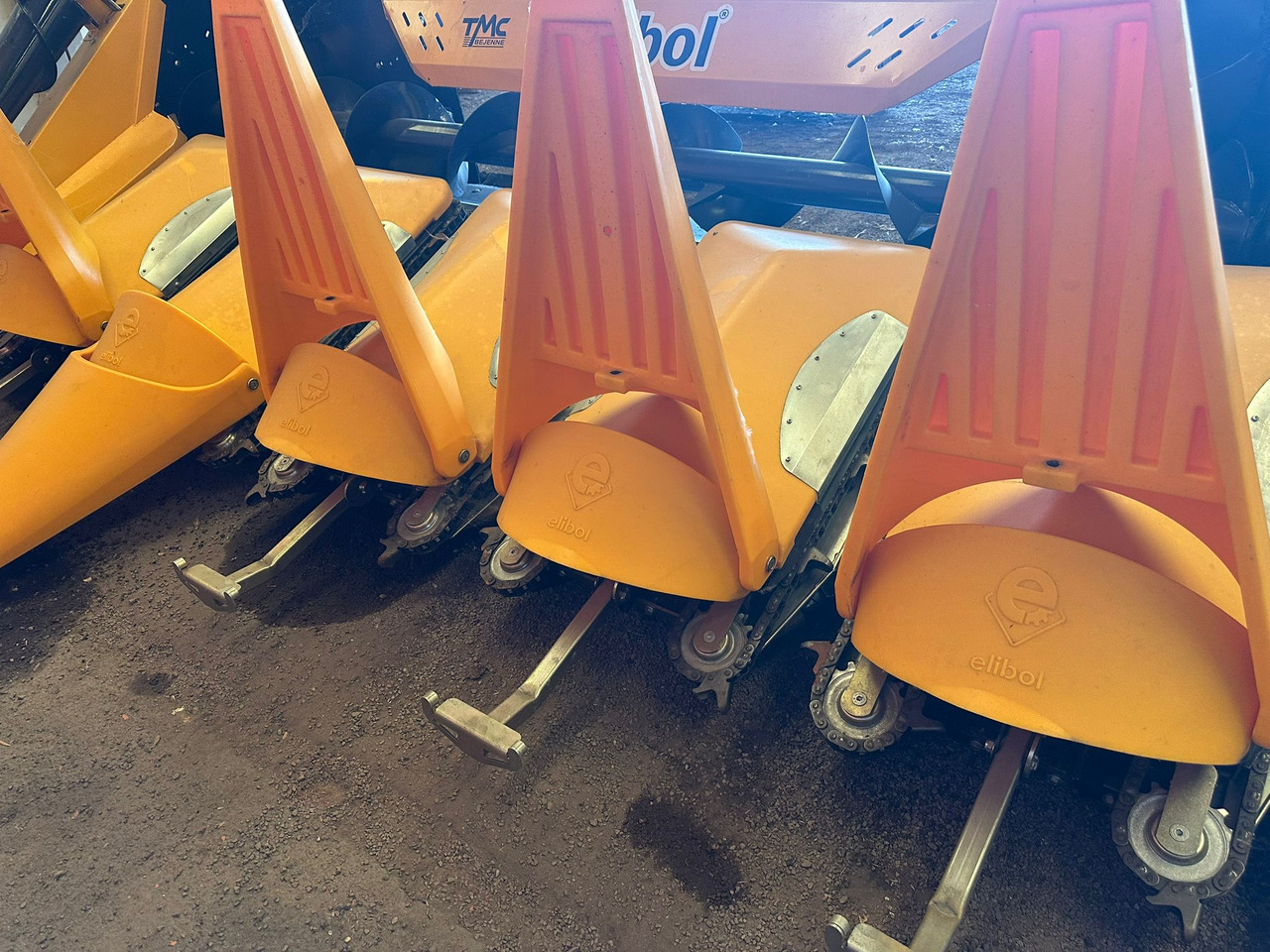 ELİBOL LF03 / 6-75 6 ROWS FOLDABLE CORN HEADER - حصادة ذرة: صورة 3 ELİBOL LF03 / 6-75 6 ROWS FOLDABLE CORN HEADER - حصادة ذرة: صورة 3