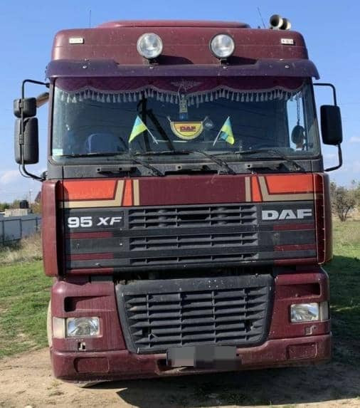 DAF XF 95 - مقطورة السحب: صورة 1 DAF XF 95 - مقطورة السحب: صورة 1