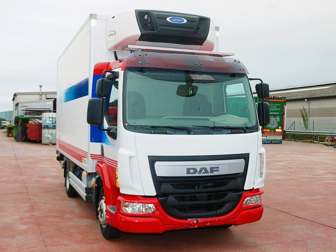 DAF LF FA 10.180 FLEISH KUHLKOFFER CARRIER SUPRA 550 - شاحنة ذات مبرد: صورة 1 DAF LF FA 10.180 FLEISH KUHLKOFFER CARRIER SUPRA 550 - شاحنة ذات مبرد: صورة 1