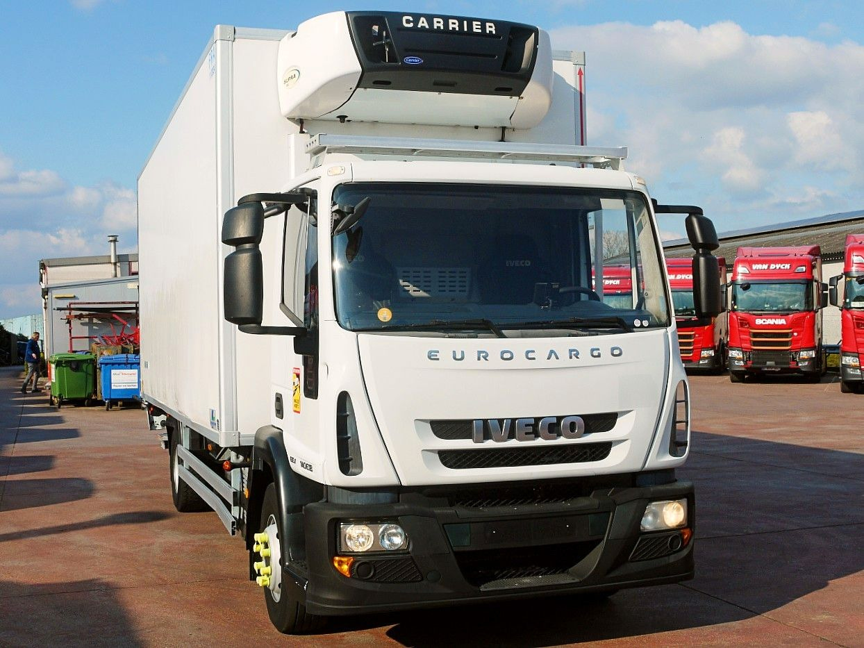 Iveco 140E18 FLEISH KUHLKOFFER CARRIER SUPRA 550 LBW Iveco 140E18 FLEISH KUHLKOFFER CARRIER SUPRA 550 LBW - شاحنة ذات مبرد: صورة 1 Iveco 140E18 FLEISH KUHLKOFFER CARRIER SUPRA 550 LBW Iveco 140E18 FLEISH KUHLKOFFER CARRIER SUPRA 550 LBW - شاحنة ذات مبرد: صورة 1