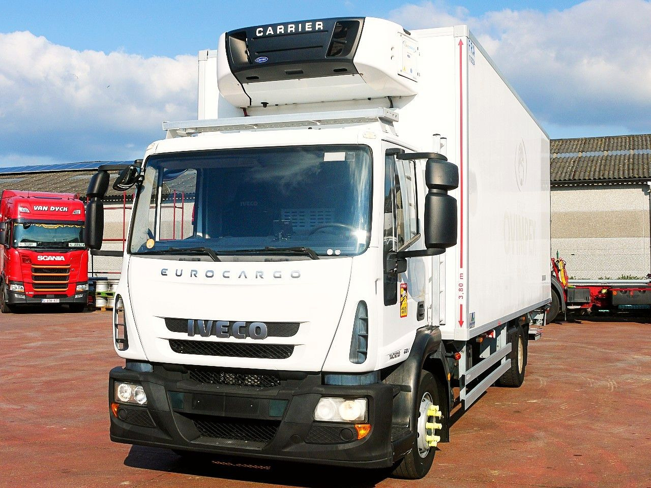 Iveco 140E18 FLEISH KUHLKOFFER CARRIER SUPRA 550 LBW Iveco 140E18 FLEISH KUHLKOFFER CARRIER SUPRA 550 LBW - شاحنة ذات مبرد: صورة 5 Iveco 140E18 FLEISH KUHLKOFFER CARRIER SUPRA 550 LBW Iveco 140E18 FLEISH KUHLKOFFER CARRIER SUPRA 550 LBW - شاحنة ذات مبرد: صورة 5