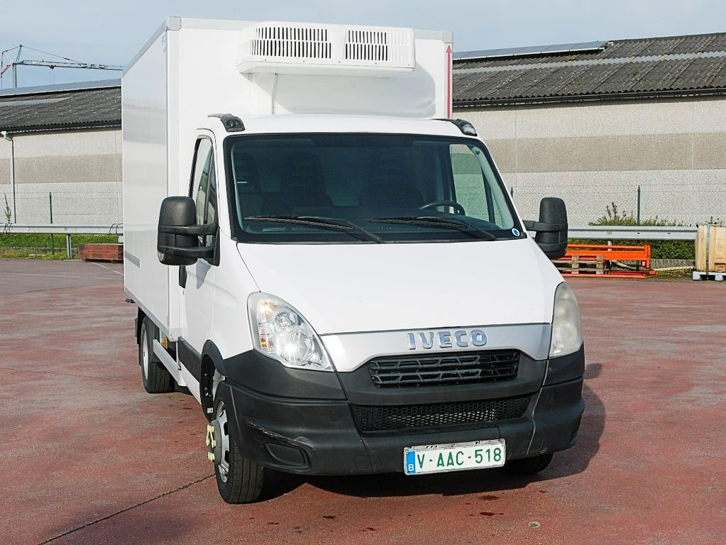 Iveco 35C13 DAILY KUHLKOFFER RELEC FROID TR32 -20C Iveco 35C13 DAILY KUHLKOFFER RELEC FROID TR32 -20C - شاحنة توصيل مبردة: صورة 1 Iveco 35C13 DAILY KUHLKOFFER RELEC FROID TR32 -20C Iveco 35C13 DAILY KUHLKOFFER RELEC FROID TR32 -20C - شاحنة توصيل مبردة: صورة 1