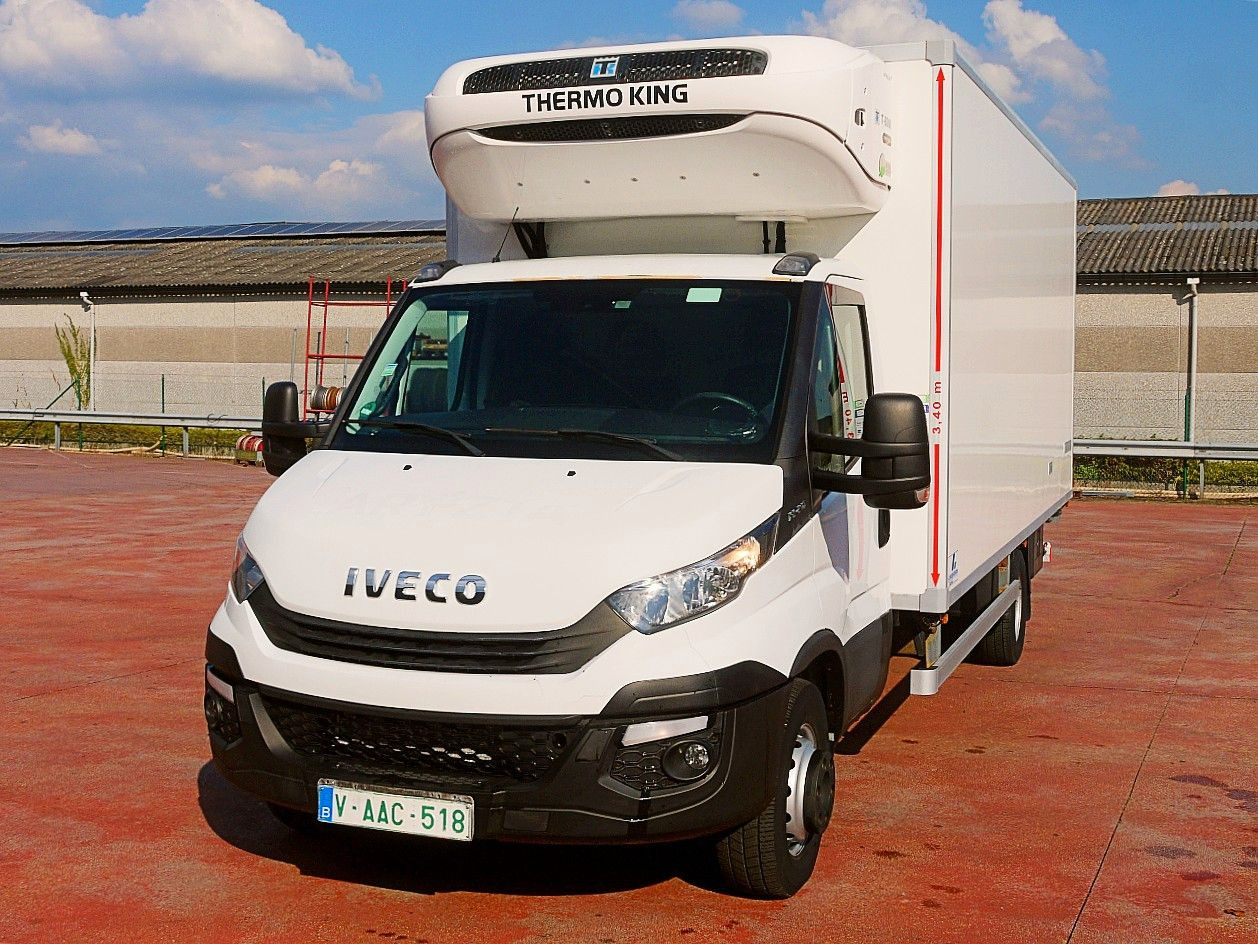 Iveco 72C21 70 65 DAILY THERMOKING T800 A/C LBW LUFT - شاحنة توصيل مبردة: صورة 5 Iveco 72C21 70 65 DAILY THERMOKING T800 A/C LBW LUFT - شاحنة توصيل مبردة: صورة 5
