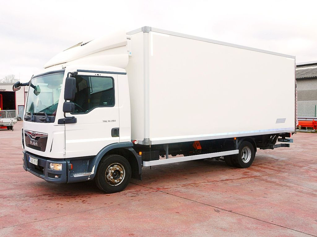 MAN 12.190 TGL KUHLKOFFER THERMOKING V800 MT LUFT AC - شاحنة ذات مبرد: صورة 4 MAN 12.190 TGL KUHLKOFFER THERMOKING V800 MT LUFT AC - شاحنة ذات مبرد: صورة 4