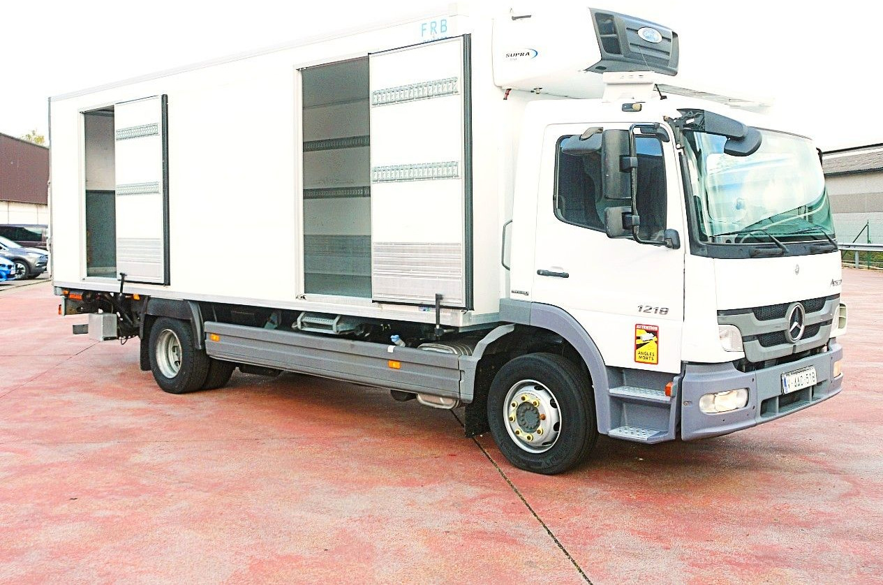 Mercedes-Benz 1218 ATEGO KUHLKOFFER CARRIER SUPRA 550 LBW - شاحنة ذات مبرد: صورة 3 Mercedes-Benz 1218 ATEGO KUHLKOFFER CARRIER SUPRA 550 LBW - شاحنة ذات مبرد: صورة 3