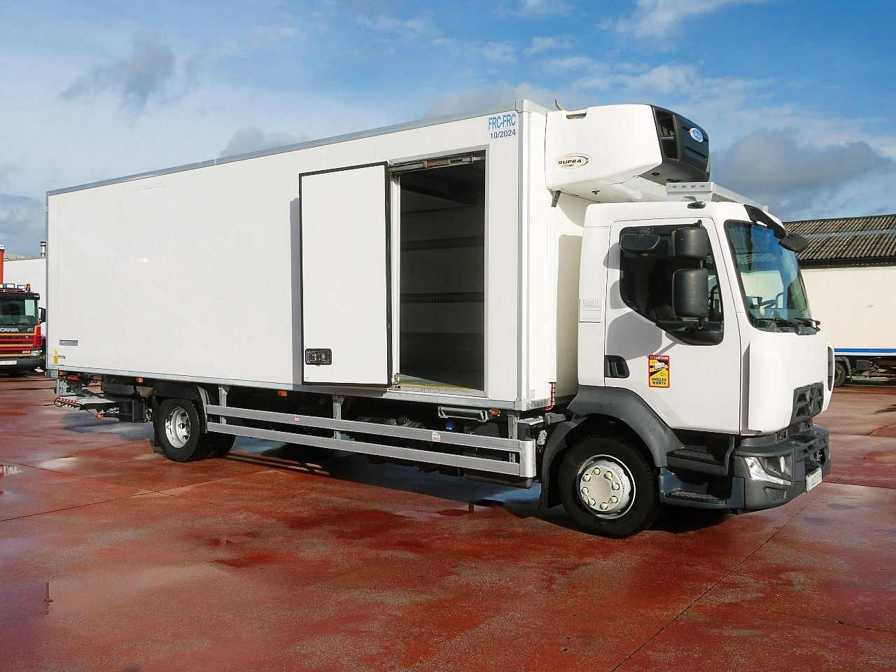 Renault D 16.250 KUHLKOFFER CARRIER SUPRA 1150MT A/C - شاحنة ذات مبرد: صورة 3 Renault D 16.250 KUHLKOFFER CARRIER SUPRA 1150MT A/C - شاحنة ذات مبرد: صورة 3