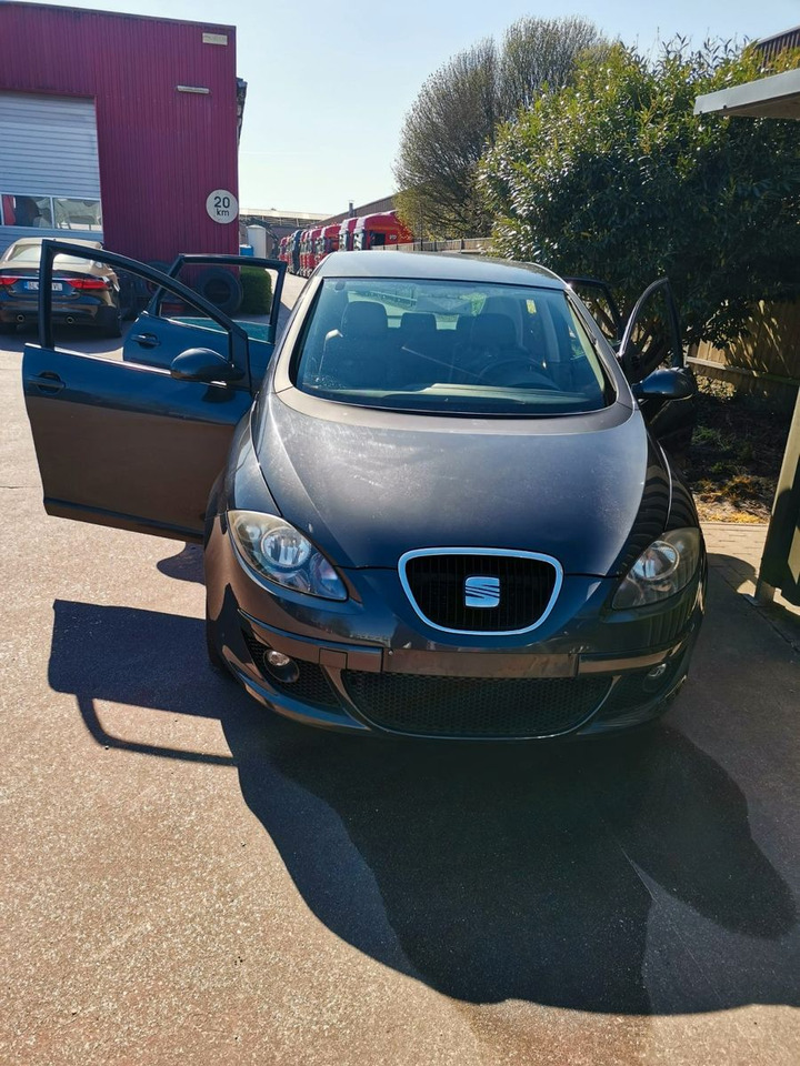 Seat Altea Stylance / Style LEDER / KLIMA top zustand - سيارة: صورة 2 Seat Altea Stylance / Style LEDER / KLIMA top zustand - سيارة: صورة 2