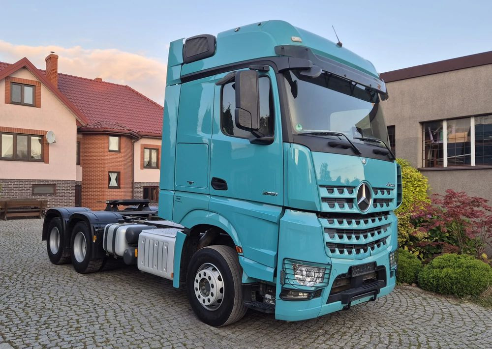 Mercedes-Benz AROCS - رأس تريلا: صورة 3 Mercedes-Benz AROCS - رأس تريلا: صورة 3