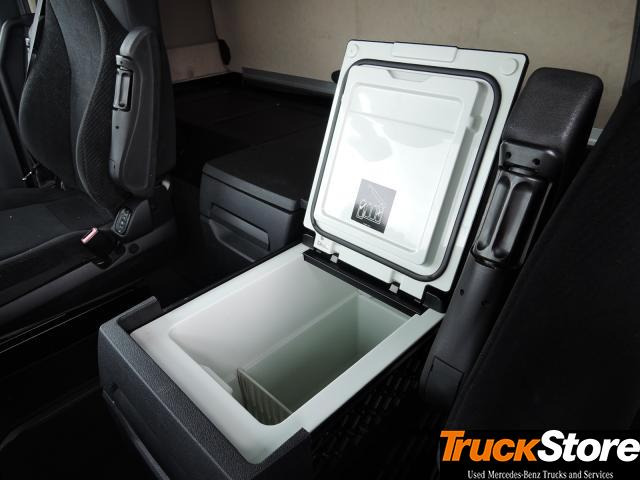 رأس تريلا Mercedes-Benz Actros 1845 LS: صورة 9 رأس تريلا Mercedes-Benz Actros 1845 LS: صورة 9