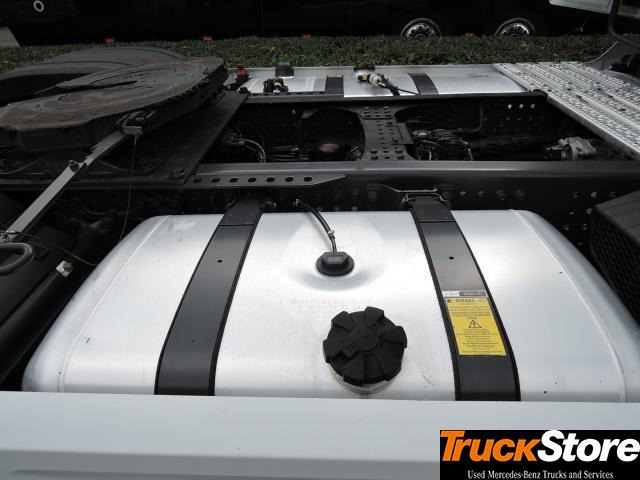 Mercedes-Benz Actros 1845 LS - رأس تريلا: صورة 2 Mercedes-Benz Actros 1845 LS - رأس تريلا: صورة 2