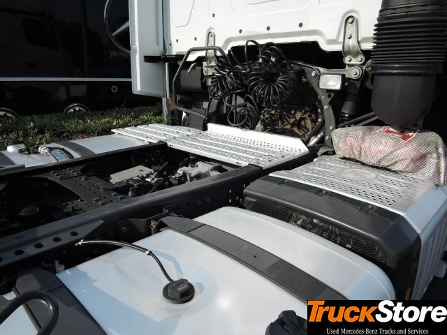 Mercedes-Benz Actros 1848 LS - رأس تريلا: صورة 2 Mercedes-Benz Actros 1848 LS - رأس تريلا: صورة 2