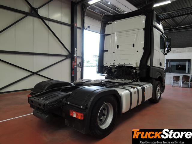 Mercedes-Benz Actros 1851 LS - مقطورة السحب: صورة 4 Mercedes-Benz Actros 1851 LS - مقطورة السحب: صورة 4