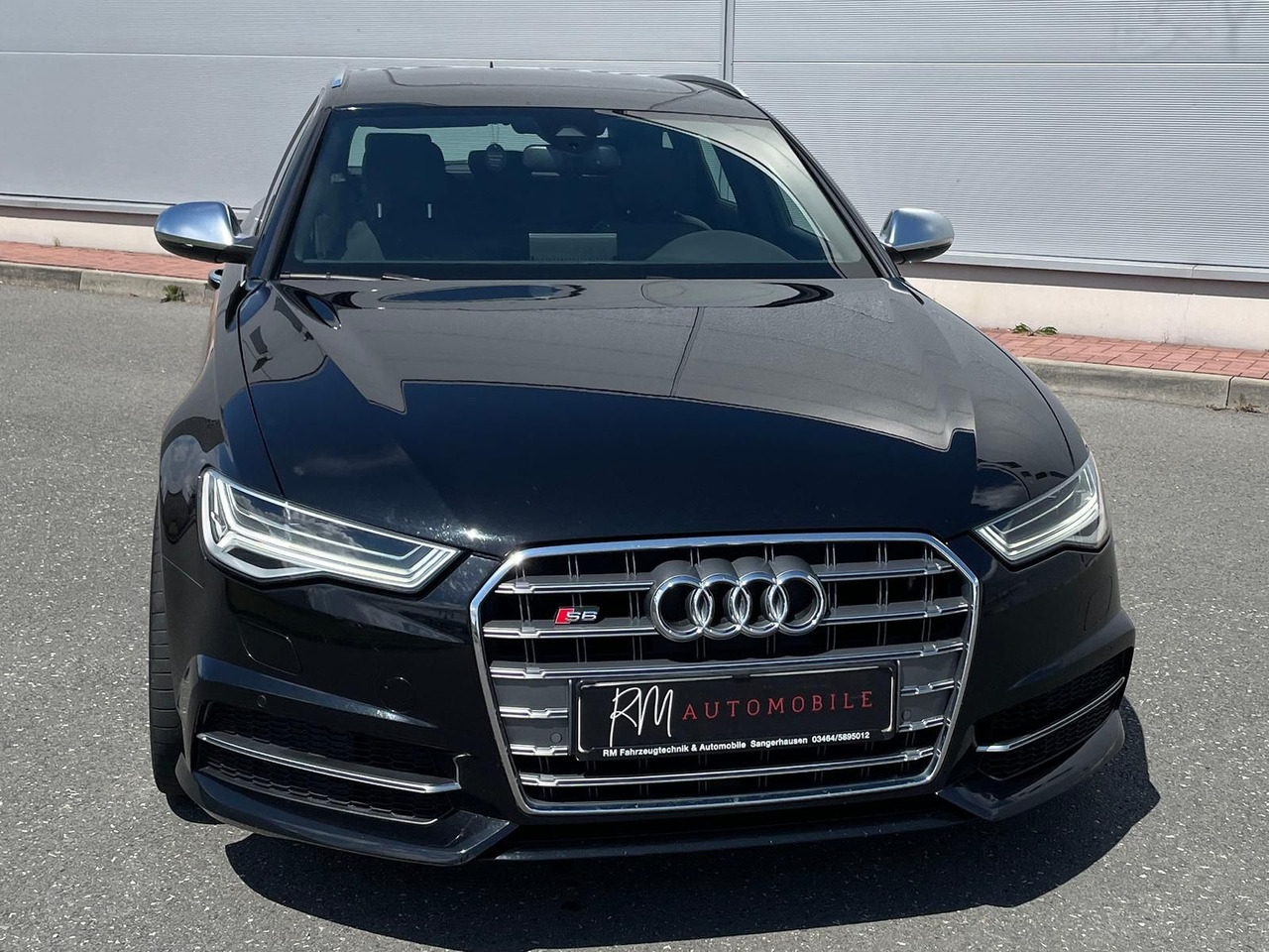 Audi S6 4.0 V8 quattro LEDER LED SITZHZ TEMP NAVI - سيارة ستيشن: صورة 3 Audi S6 4.0 V8 quattro LEDER LED SITZHZ TEMP NAVI - سيارة ستيشن: صورة 3