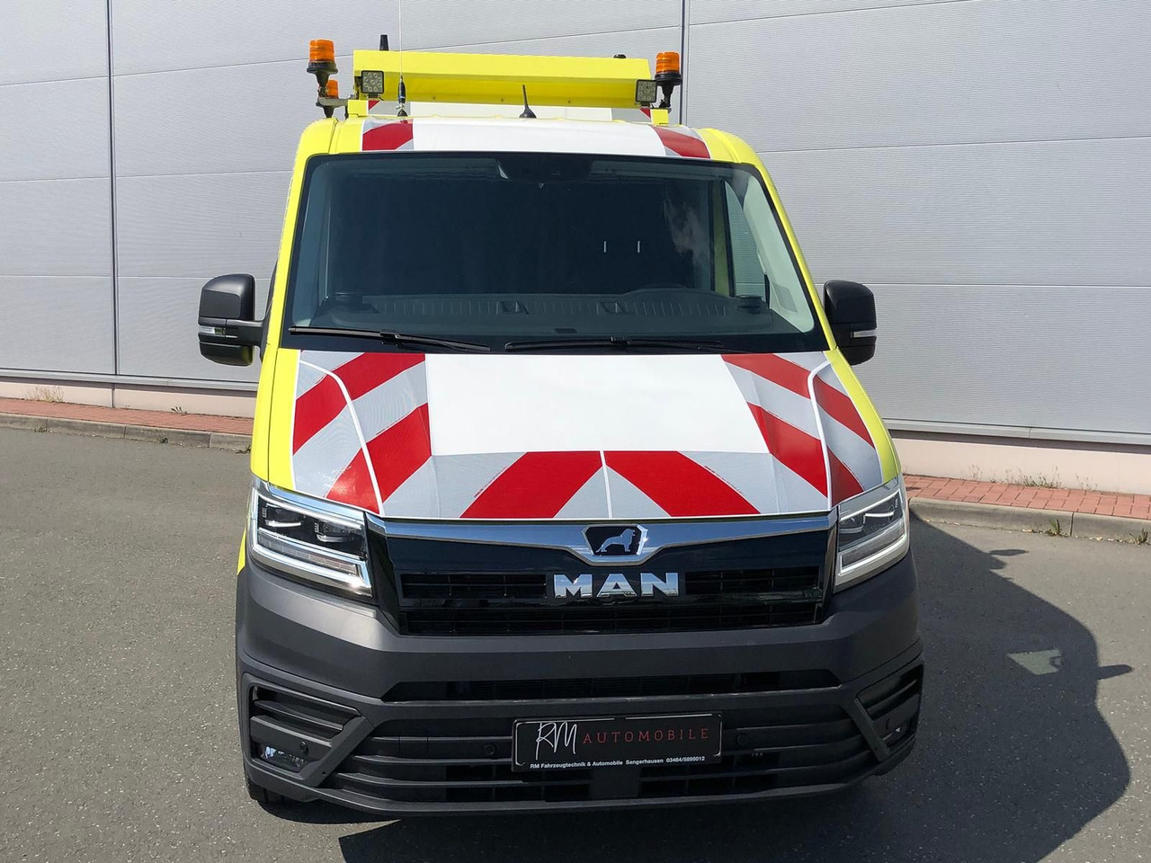 MAN TGE 3.180 L3H2 BF 4 BEGLEITFAHRZEUG ACC LED NAVI - شاحنة توصيل مغلقة: صورة 3 MAN TGE 3.180 L3H2 BF 4 BEGLEITFAHRZEUG ACC LED NAVI - شاحنة توصيل مغلقة: صورة 3