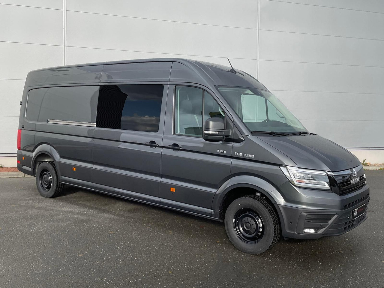 MAN TGE 3.180 L4H3 Schnierle 4x4 DIFF AHK ACC - شاحنة توصيل مغلقة: صورة 2 MAN TGE 3.180 L4H3 Schnierle 4x4 DIFF AHK ACC - شاحنة توصيل مغلقة: صورة 2