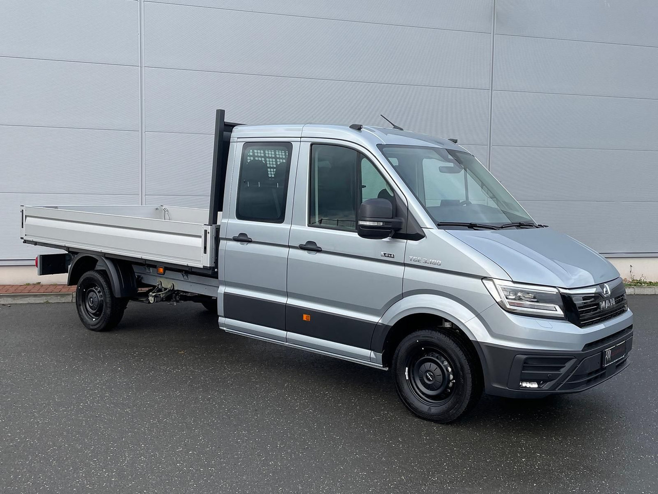 MAN TGE 3.180 Pritsche KIPPER DOKA LR 4x4 ACC LED - قلاب صغير, الشاحنات الصغيرة كابينة مزدوجة: صورة 2 MAN TGE 3.180 Pritsche KIPPER DOKA LR 4x4 ACC LED - قلاب صغير, الشاحنات الصغيرة كابينة مزدوجة: صورة 2