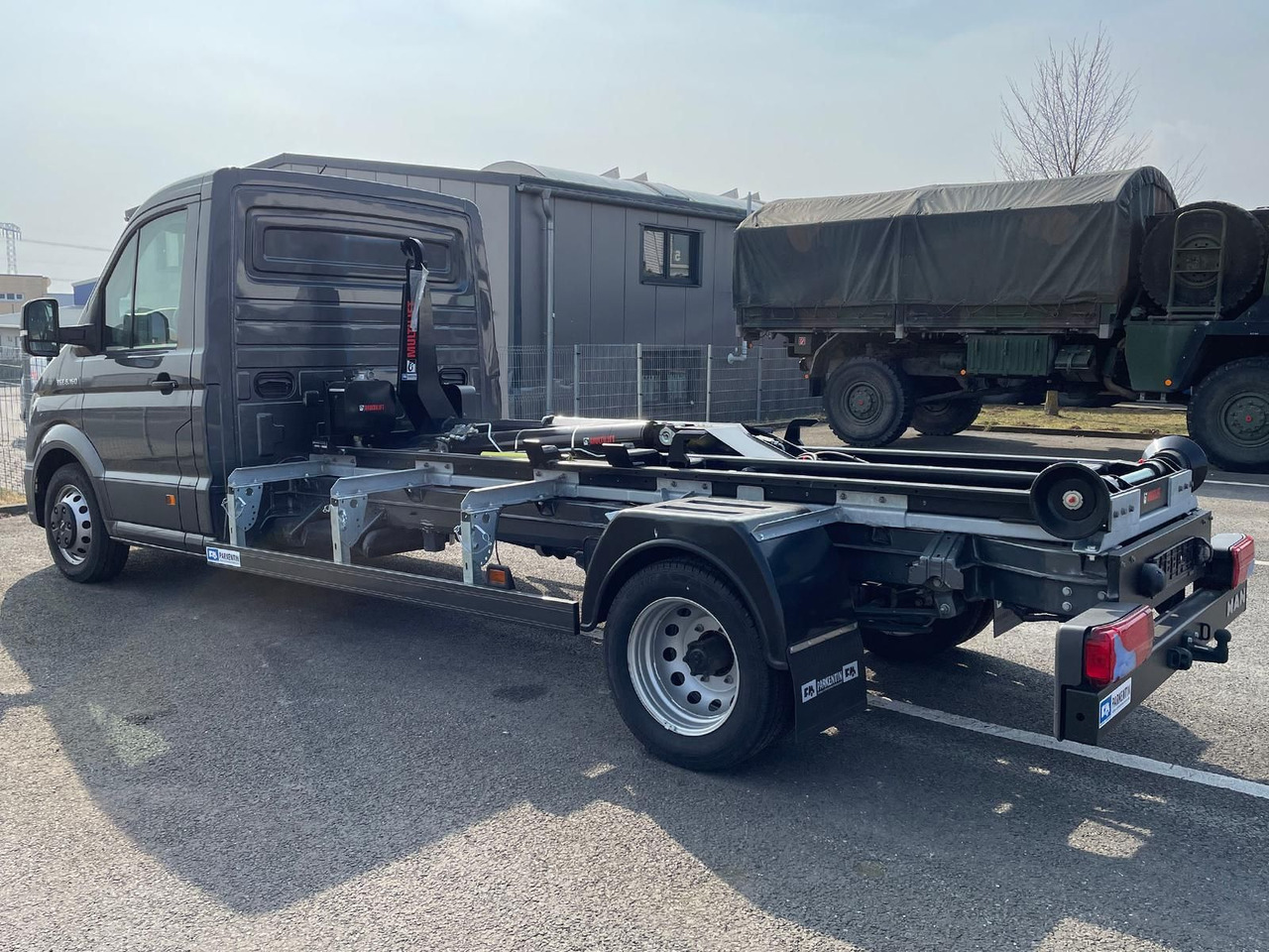 MAN TGE 6.160 Fahrgestell L4 Multilift Abrollkipper - شاحنة بهيكل معدني للمقصورة: صورة 5 MAN TGE 6.160 Fahrgestell L4 Multilift Abrollkipper - شاحنة بهيكل معدني للمقصورة: صورة 5