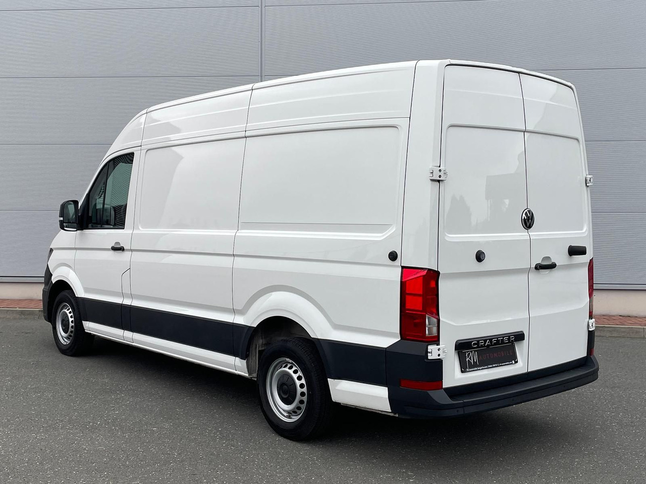 فان Volkswagen Crafter Kasten 35 L3H3 Autom. NAVI DAB PDC TEMP: صورة 8