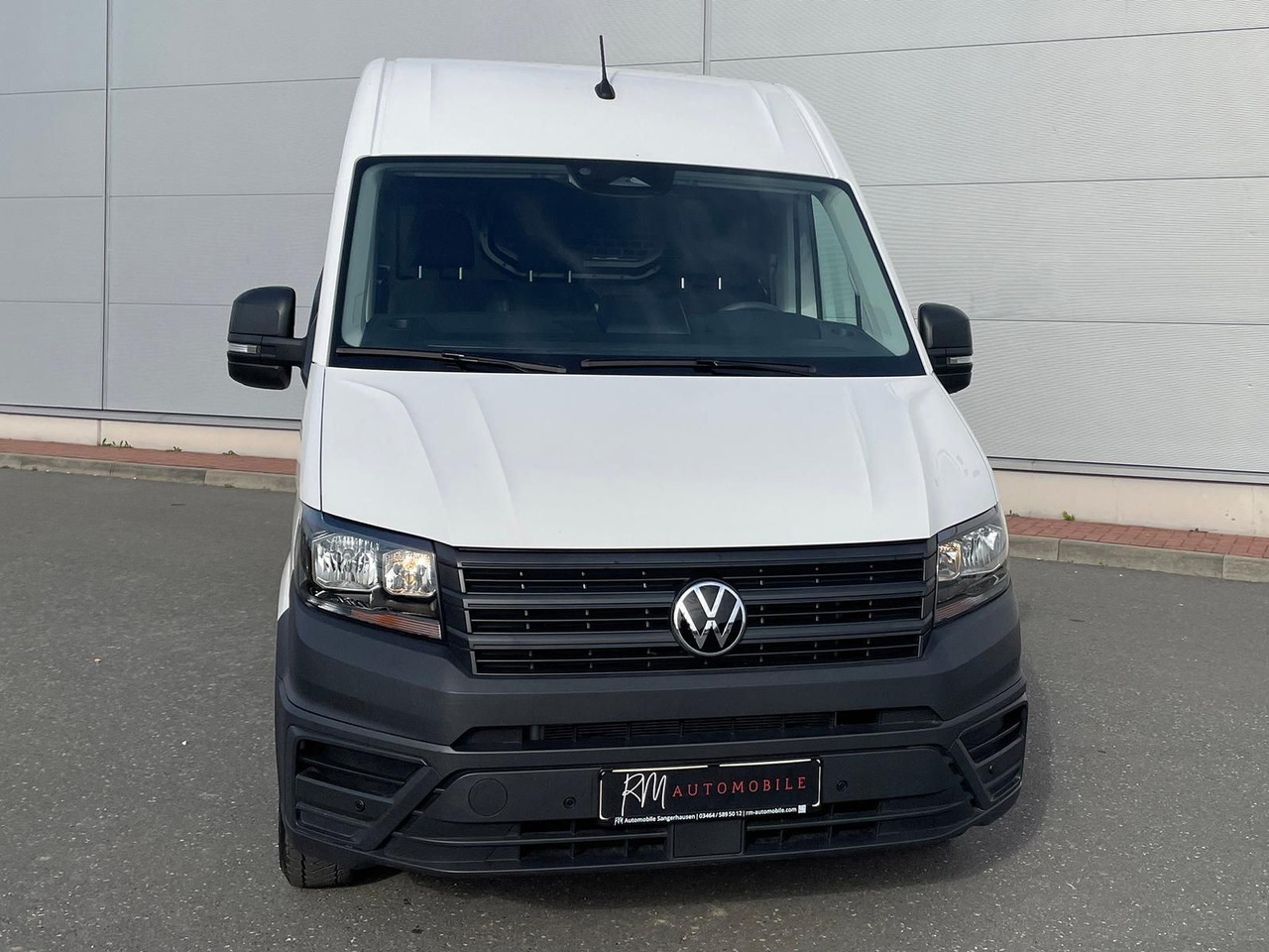 Volkswagen Crafter Kasten 35 L4H3 Autom. NAVI KAMERA KLIMA - فان: صورة 3 Volkswagen Crafter Kasten 35 L4H3 Autom. NAVI KAMERA KLIMA - فان: صورة 3