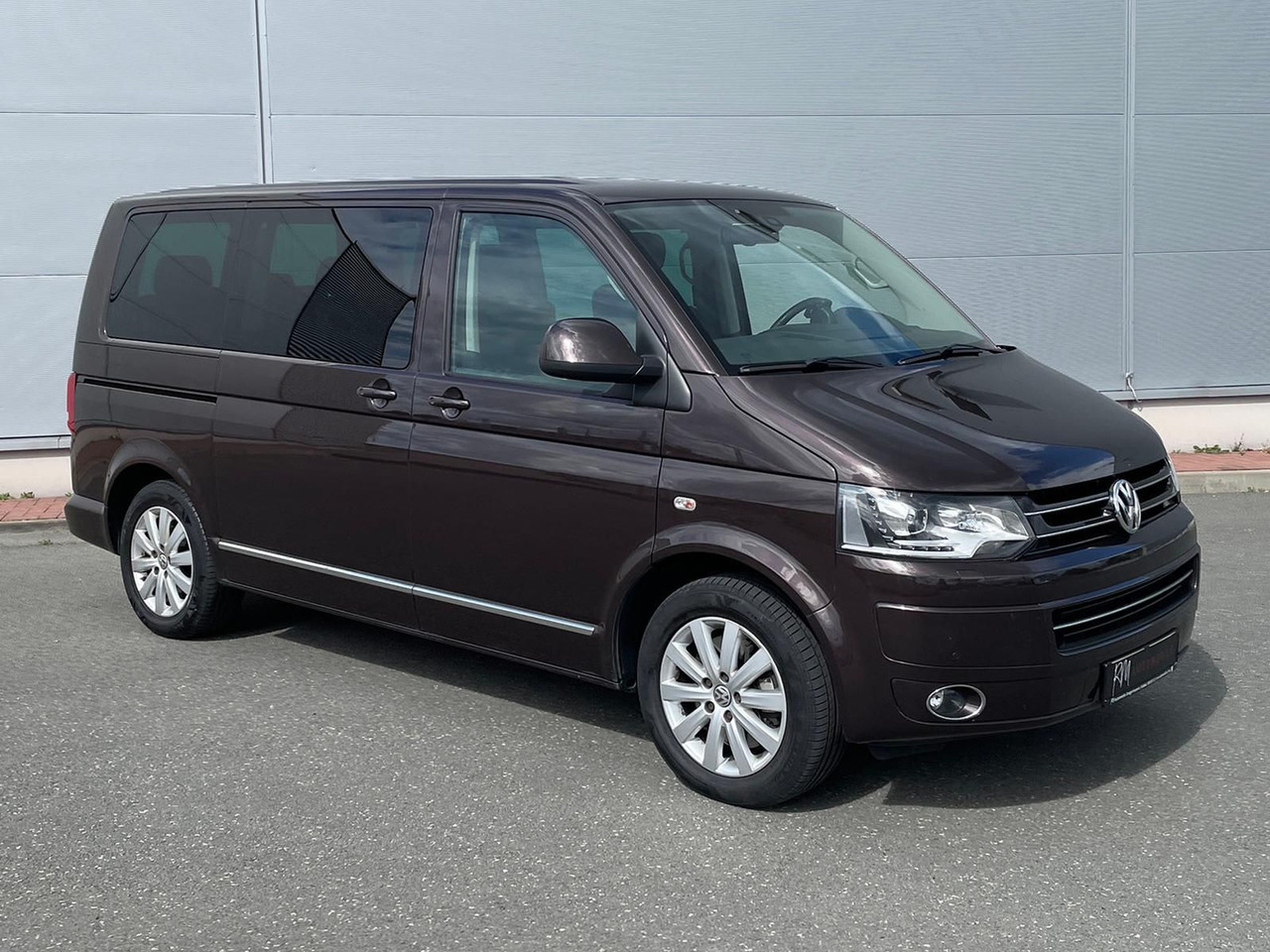 Volkswagen T5 Multivan Highline 4M LEDER AHK MFL - ميكروباص: صورة 2 Volkswagen T5 Multivan Highline 4M LEDER AHK MFL - ميكروباص: صورة 2