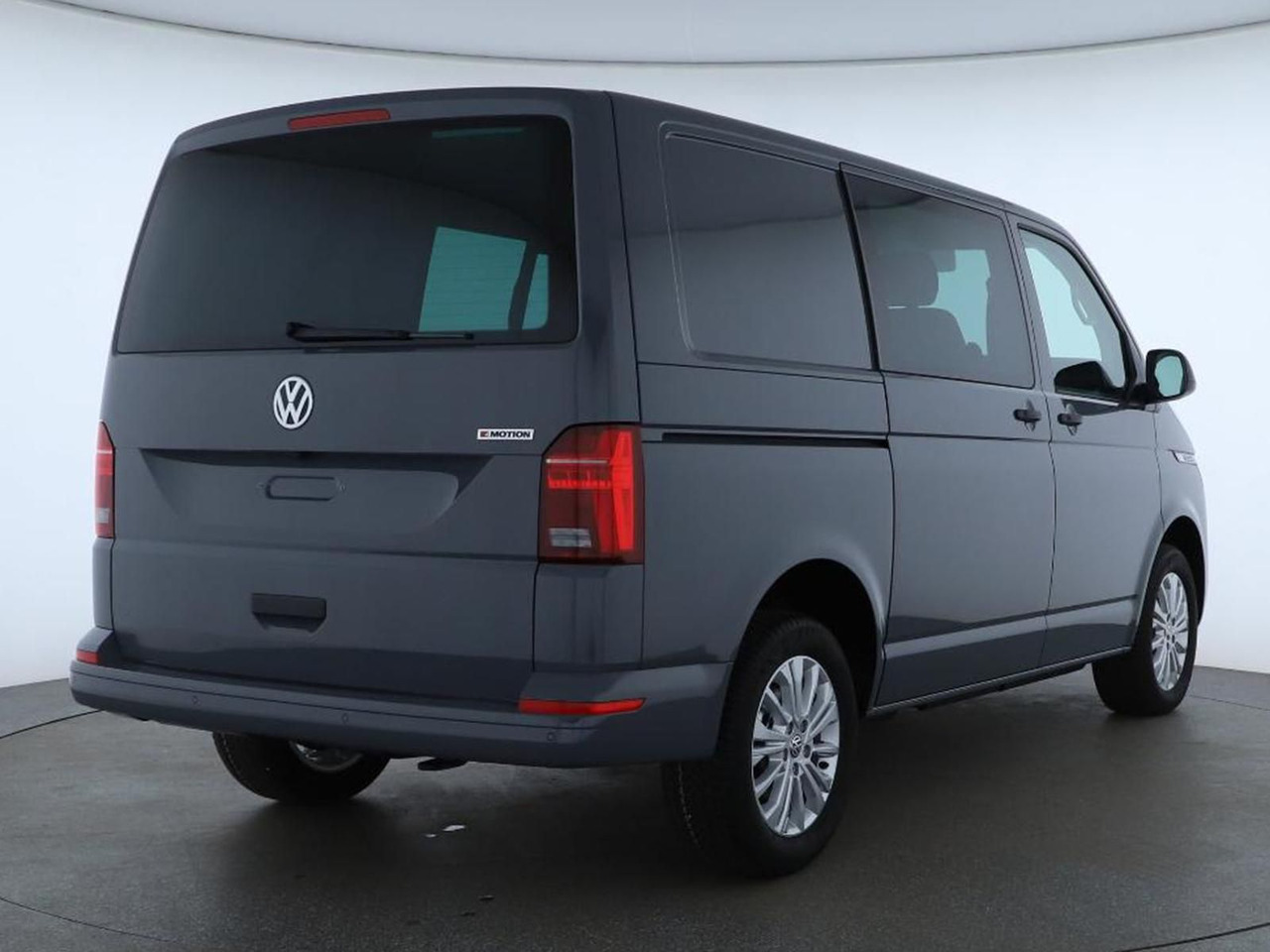 Volkswagen T6.1 Transporter 4MOTION NAVI STANDHZ ACC PDC - حافلة صغيرة, ميكروباص: صورة 2 Volkswagen T6.1 Transporter 4MOTION NAVI STANDHZ ACC PDC - حافلة صغيرة, ميكروباص: صورة 2