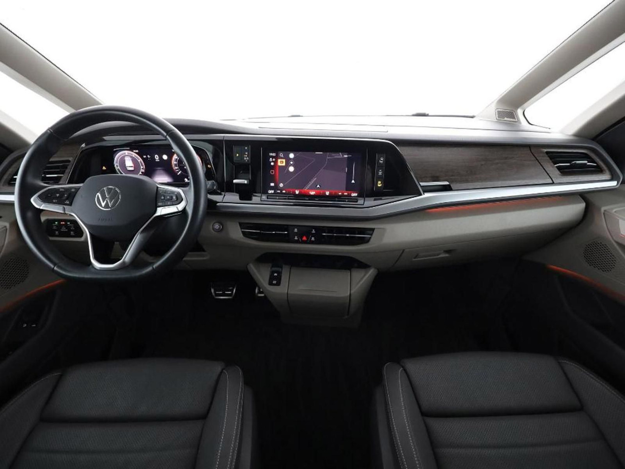 Volkswagen T7 Multivan Style eHybrid LR 4MOTION AHK ACC - حافلة صغيرة, ميكروباص: صورة 4 Volkswagen T7 Multivan Style eHybrid LR 4MOTION AHK ACC - حافلة صغيرة, ميكروباص: صورة 4