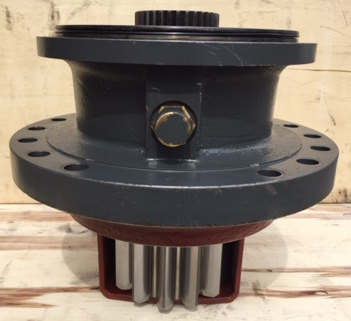 Liebherr Abtriebswellengehäuse and Abtriebswelle, ID-Nr.90208566 – ID-Nr.90202630. - محرك سوينغ - حفّار: صورة 2 Liebherr Abtriebswellengehäuse and Abtriebswelle, ID-Nr.90208566 – ID-Nr.90202630. - محرك سوينغ - حفّار: صورة 2