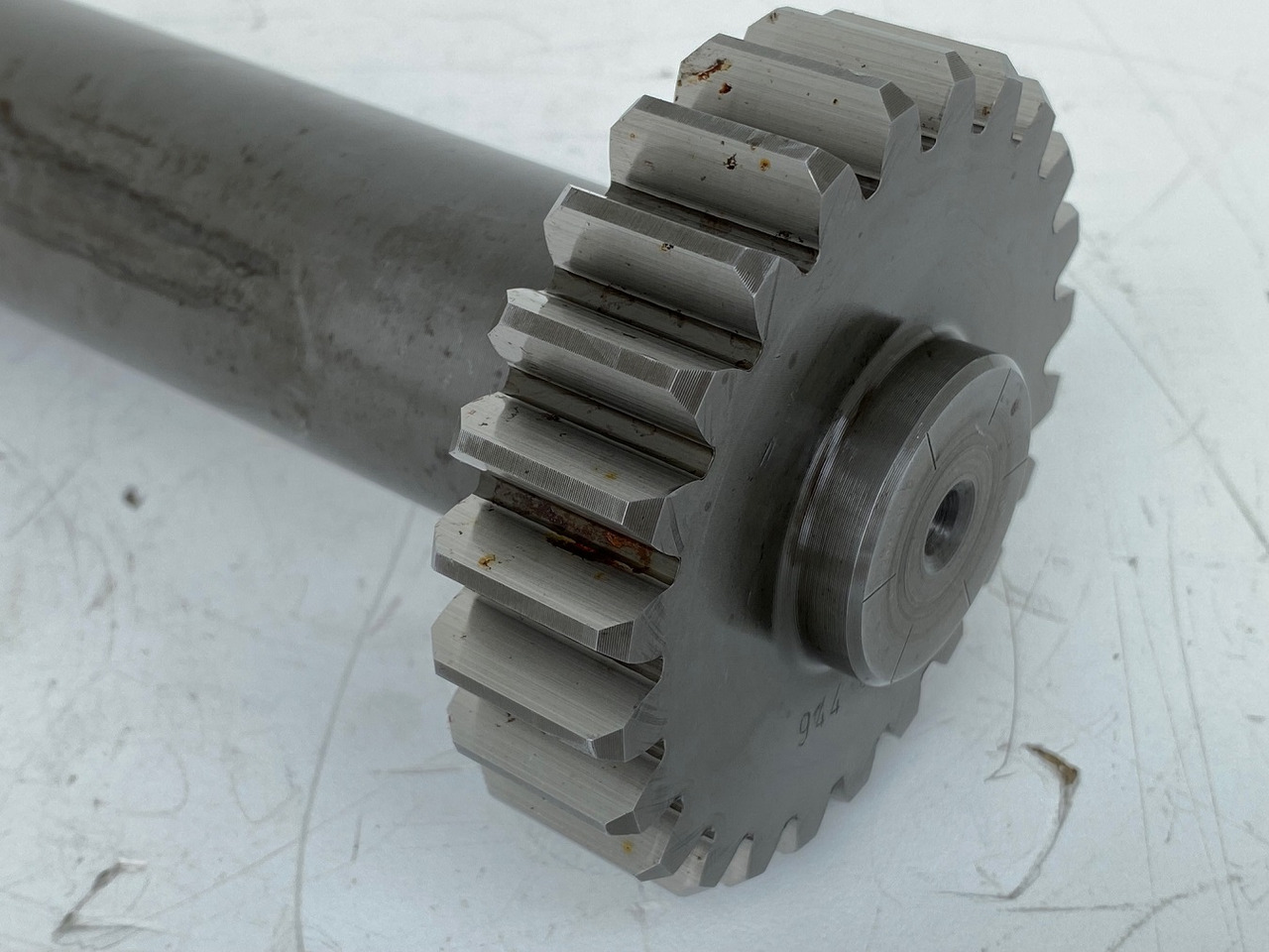 Liebherr Antriebswelle ID-Nr.9443859 - ID-Nr.944385903. LH60, LH80, ER934, ER944, LOS944, LOS946, LOS950, LOS954, R944, R946, R950, R954, RZG390. #AN2804# - صندوق التروس - حفار زاحف: صورة 5 Liebherr Antriebswelle ID-Nr.9443859 - ID-Nr.944385903. LH60, LH80, ER934, ER944, LOS944, LOS946, LOS950, LOS954, R944, R946, R950, R954, RZG390. #AN2804# - صندوق التروس - حفار زاحف: صورة 5