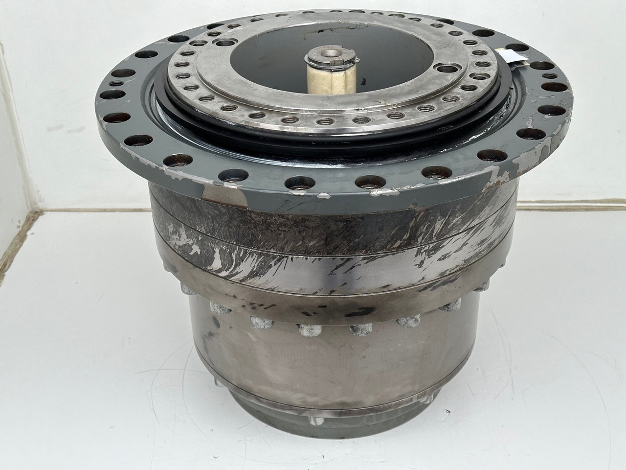 Liebherr Austausch Planeteneinschubgetriebe ID-Nr.90026324A. 195HC-LH6/12, LH250EC-B, LH270EC-B, LH285EB-B, LH340EC-B, LH380EC-B. #90026324A.159-0712# - علبة التروس و قطع الغيار - آلات أخرى: صورة 4 Liebherr Austausch Planeteneinschubgetriebe ID-Nr.90026324A. 195HC-LH6/12, LH250EC-B, LH270EC-B, LH285EB-B, LH340EC-B, LH380EC-B. #90026324A.159-0712# - علبة التروس و قطع الغيار - آلات أخرى: صورة 4