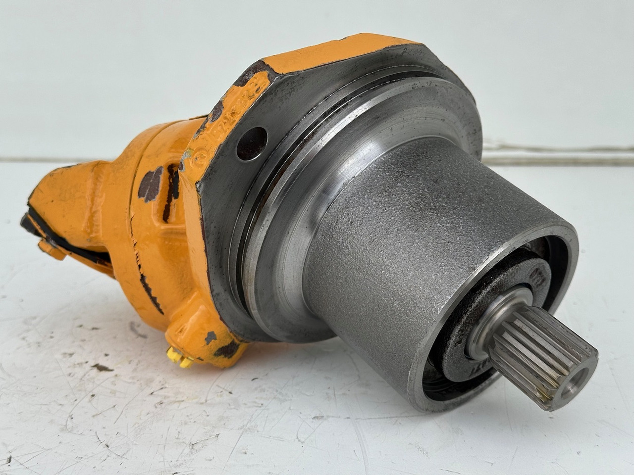 Liebherr CNR:11302432- Hydromatik Rexroth Axialkolben-Konstantmotor Typ:A2FE23/61W-PAL100-S. #18097818# - موتور هيدروليكي - آلات الإنشاء: صورة 2 Liebherr CNR:11302432- Hydromatik Rexroth Axialkolben-Konstantmotor Typ:A2FE23/61W-PAL100-S. #18097818# - موتور هيدروليكي - آلات الإنشاء: صورة 2