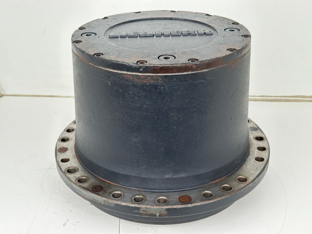 Liebherr Fahrantrieb FAT355P076. ID-Nr.969455101 - ID-Nr.969524001 - ID-Nr.90022900. LO1916, LOS916, R906, R916, R922, R924. #969455101.1647# - محرك السفر - آلات الإنشاء: صورة 4 Liebherr Fahrantrieb FAT355P076. ID-Nr.969455101 - ID-Nr.969524001 - ID-Nr.90022900. LO1916, LOS916, R906, R916, R922, R924. #969455101.1647# - محرك السفر - آلات الإنشاء: صورة 4