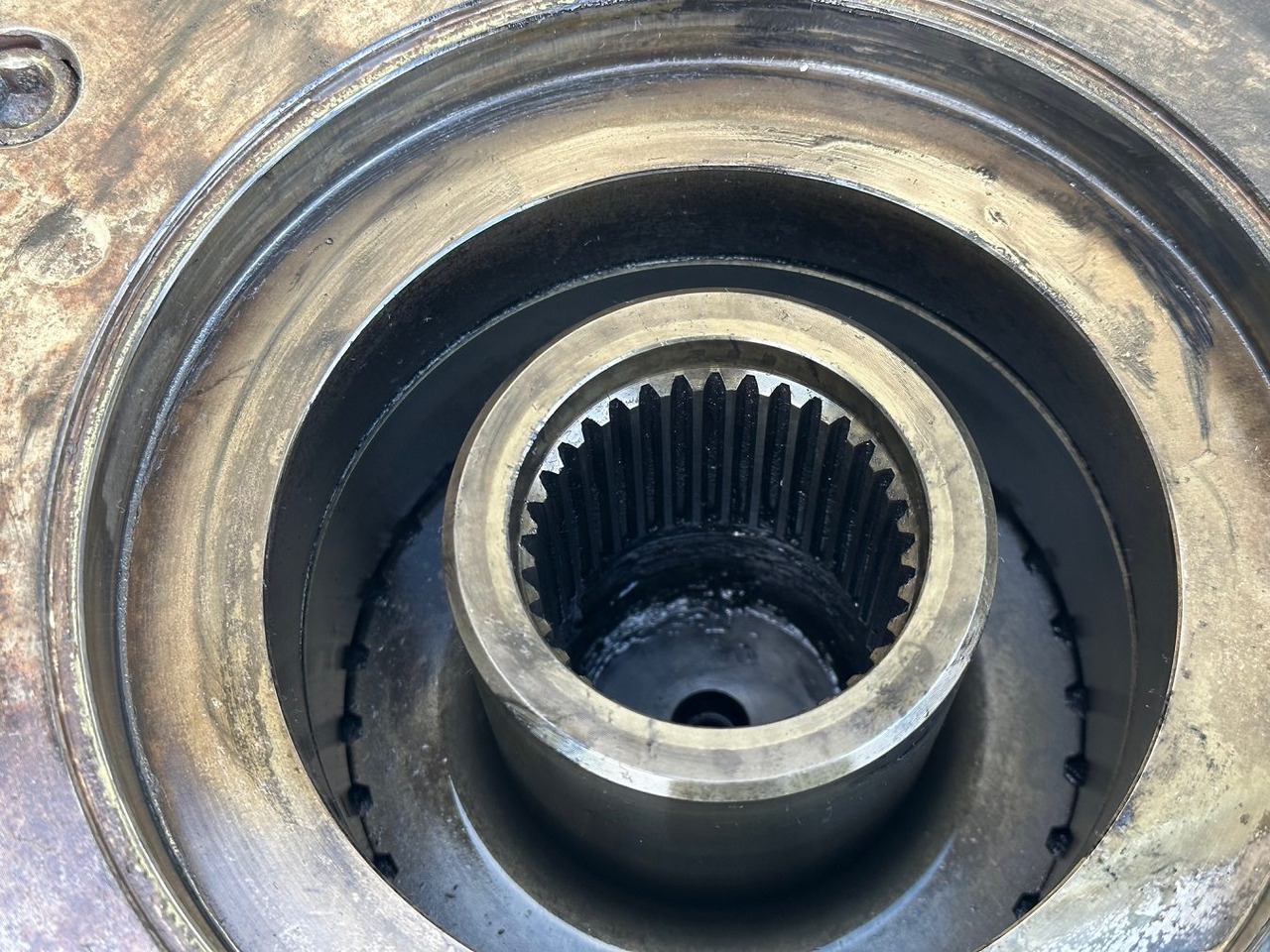 محرك السفر - بلدوزر Liebherr Fahrantrieb FAT500E502.  ID-Nr.933127201.   PR734L-724 - PR734XL-725 - PR734LGP-726.  #11193.01#: صورة 18