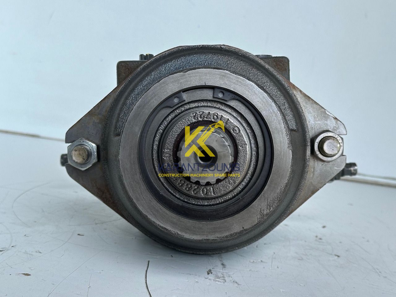 Liebherr Hydraulikeinbaumotor Typ:FMF058, ID-Nr.10122576 - ID-Nr.10145827 - ID-Nr.11371069. LOS1906, P924 COMP , R906, R906 PROTO, R916, R922, R924, R924 COMP, R926 COMP, R926 K LC. #39780# - موتور هيدروليكي - حفّار: صورة 5 Liebherr Hydraulikeinbaumotor Typ:FMF058, ID-Nr.10122576 - ID-Nr.10145827 - ID-Nr.11371069. LOS1906, P924 COMP , R906, R906 PROTO, R916, R922, R924, R924 COMP, R926 COMP, R926 K LC. #39780# - موتور هيدروليكي - حفّار: صورة 5