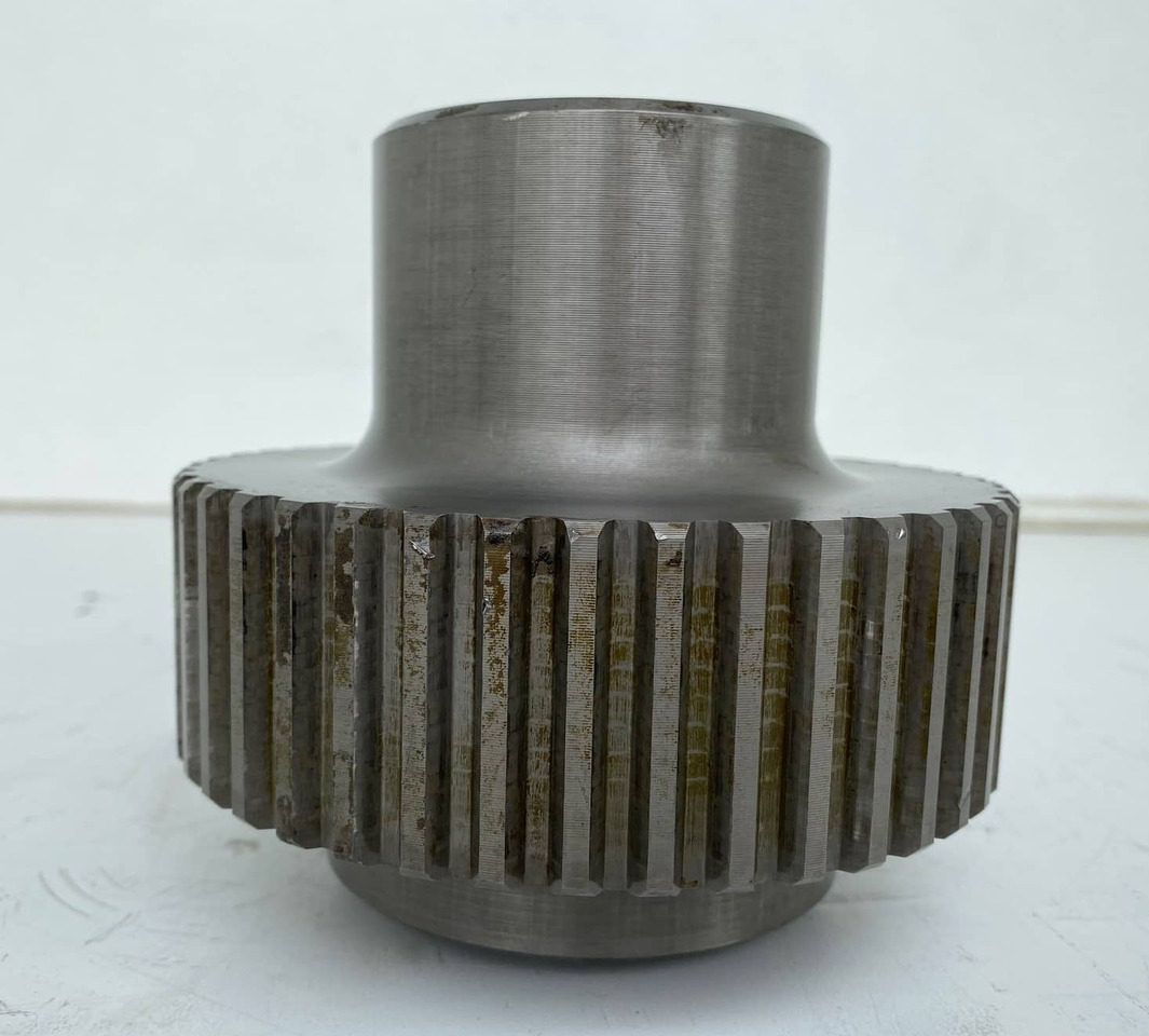 Liebherr Lamellenträger ID-Nr.90203997. FAT400G546. PR71605LGP-1823, PR716LGP-1423, PR716XL-1422. - محرك السفر - بلدوزر: صورة 1 Liebherr Lamellenträger ID-Nr.90203997. FAT400G546. PR71605LGP-1823, PR716LGP-1423, PR716XL-1422. - محرك السفر - بلدوزر: صورة 1