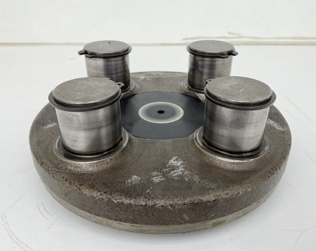 Liebherr Planetenträger ID-Nr.944306303 - ID-Nr.9443063. A924,A928,A932,A934,LH30,LH35,R906,R916,R922,R924,R926,R932,R934,R944 T. #4603# - محرك سوينغ - آلات الإنشاء: صورة 1 Liebherr Planetenträger ID-Nr.944306303 - ID-Nr.9443063. A924,A928,A932,A934,LH30,LH35,R906,R916,R922,R924,R926,R932,R934,R944 T. #4603# - محرك سوينغ - آلات الإنشاء: صورة 1