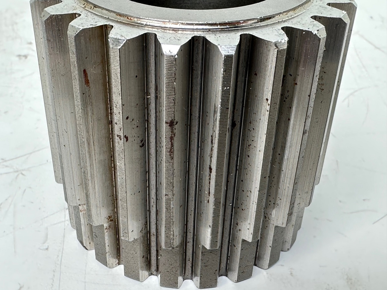 Liebherr Sonnenrad ID-Nr.9442837. FAT350 - FAT350P022 - FAT350P032 - FAT350P059 - FAT350P062 - FAT350P068 - FAT350P079. LH22, LOS103, ER912, LOS914, LOS924 COMP, R313, R317, R900, R902, R904, R912, - صندوق التروس - حفار زاحف: صورة 4 Liebherr Sonnenrad ID-Nr.9442837. FAT350 - FAT350P022 - FAT350P032 - FAT350P059 - FAT350P062 - FAT350P068 - FAT350P079. LH22, LOS103, ER912, LOS914, LOS924 COMP, R313, R317, R900, R902, R904, R912, - صندوق التروس - حفار زاحف: صورة 4