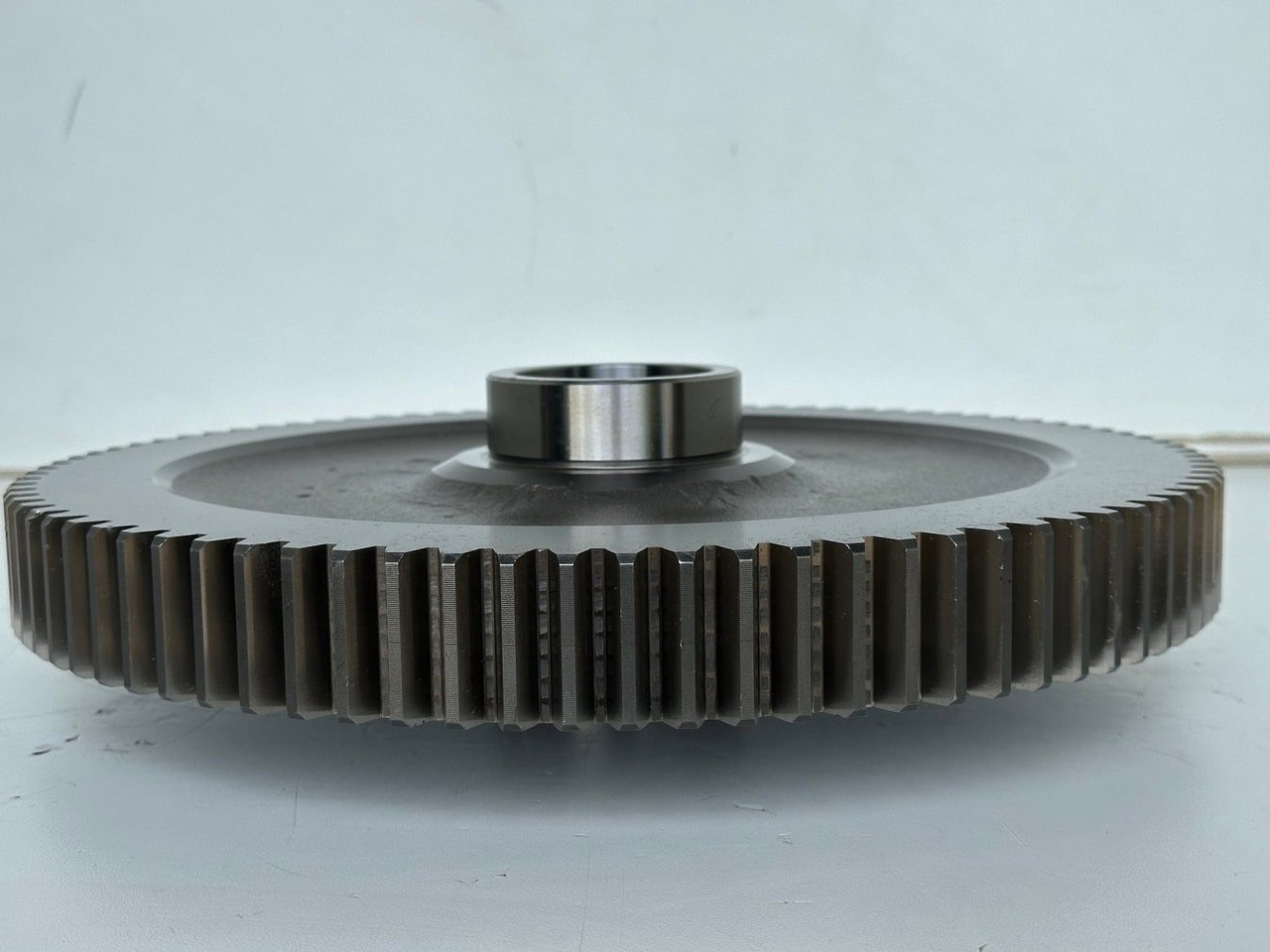 Liebherr Stirnrad ID-Nr.9443363 - ID-Nr.944336303. Fahrantrieb Typ:FAT650/508, FAT650E508, FAT650F519, FAT650F531, FAT650F549. PR752, PR754, PR756, RL52, RL64, RL66. #944336303.01# - محرك السفر - آلات الإنشاء: صورة 2 Liebherr Stirnrad ID-Nr.9443363 - ID-Nr.944336303. Fahrantrieb Typ:FAT650/508, FAT650E508, FAT650F519, FAT650F531, FAT650F549. PR752, PR754, PR756, RL52, RL64, RL66. #944336303.01# - محرك السفر - آلات الإنشاء: صورة 2