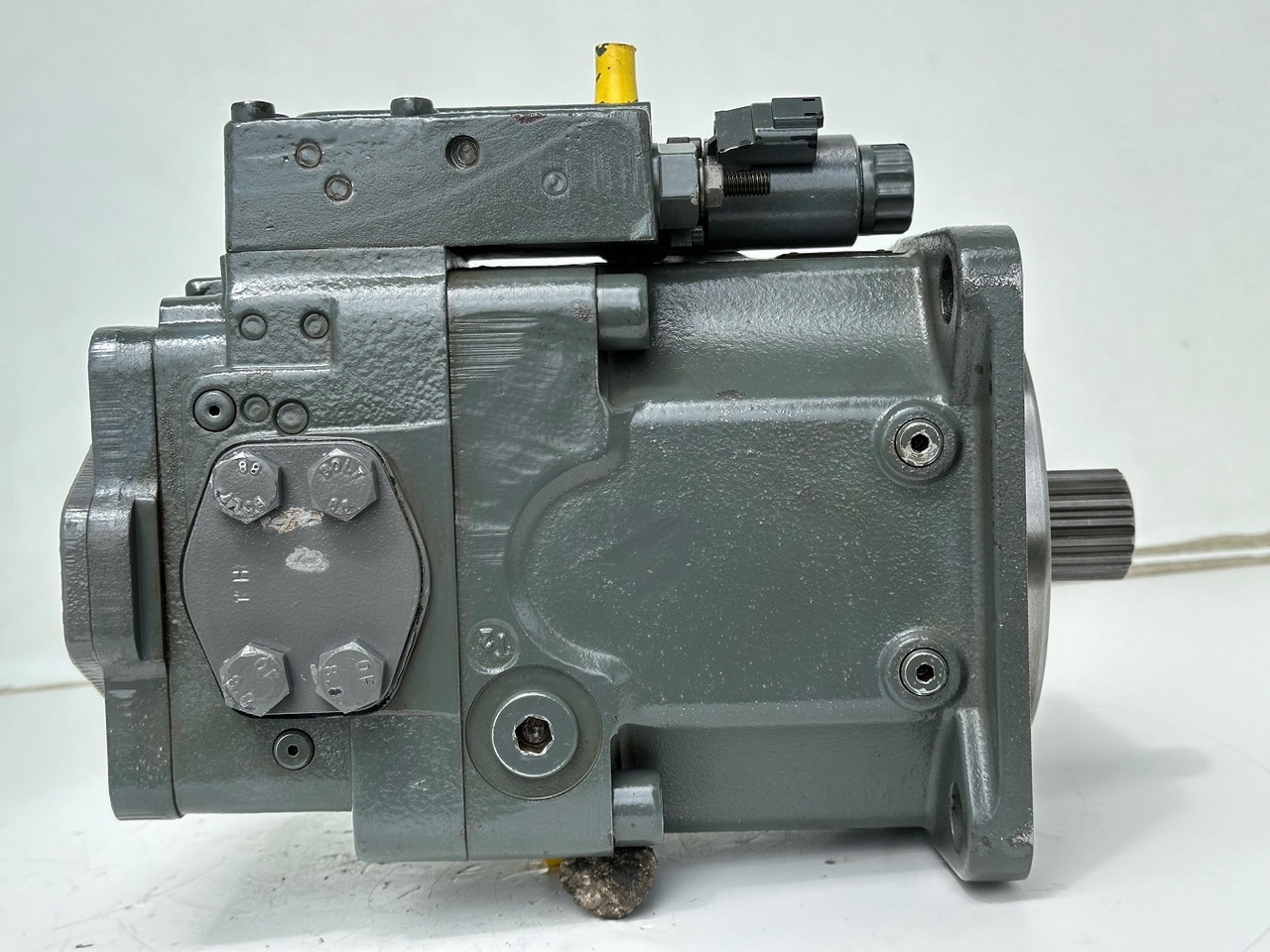 Liebherr Verstellpumpe Typ:A11VO75EP. ID-Nr.10412657. LH120C, LH120CG, LH120ET, LH120M, LH150C, LH150M. #10412657.26526937# - مضخة هيدروليكية - حفار ذو عجلات: صورة 4 Liebherr Verstellpumpe Typ:A11VO75EP. ID-Nr.10412657. LH120C, LH120CG, LH120ET, LH120M, LH150C, LH150M. #10412657.26526937# - مضخة هيدروليكية - حفار ذو عجلات: صورة 4