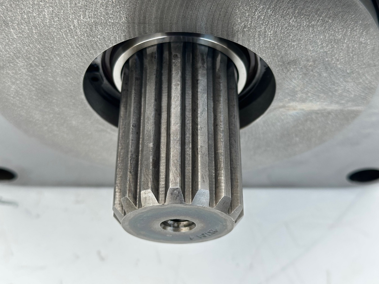 موتور هيدروليكي Linde Verstellmotor-Axialkolbenmotor Typ:HMV210-02 2532.  #HMV210-02.2532#: صورة 19