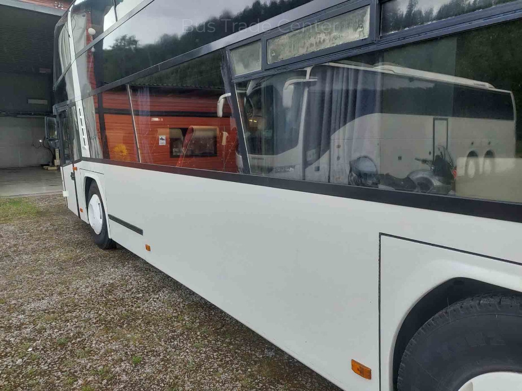 NEOPLAN Skyliner N122/3 - حافلة نقل لمسافات طويلة: صورة 4 NEOPLAN Skyliner N122/3 - حافلة نقل لمسافات طويلة: صورة 4