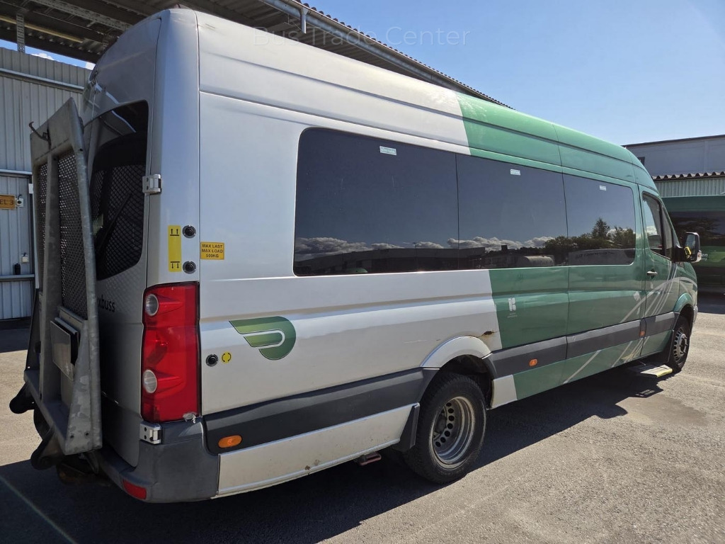 VOLKSWAGEN Crafter 50 LR // with lift - حافلة صغيرة, ميكروباص: صورة 2 VOLKSWAGEN Crafter 50 LR // with lift - حافلة صغيرة, ميكروباص: صورة 2