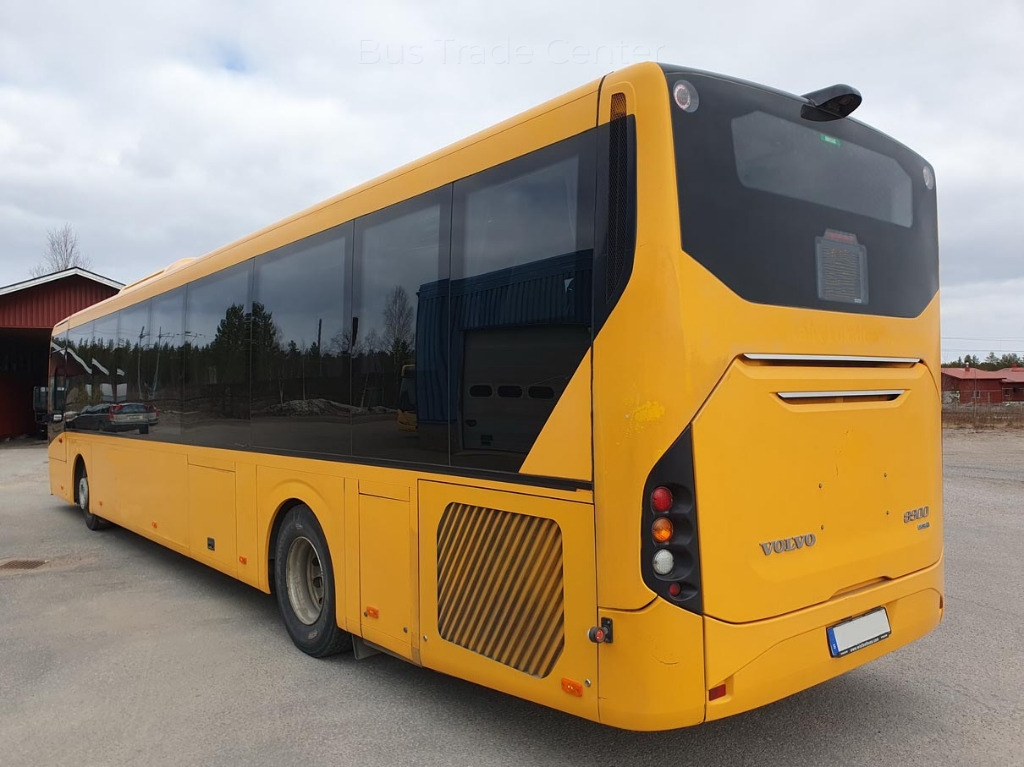 VOLVO 8900 B8RLE - حافلة الضواحي: صورة 3 VOLVO 8900 B8RLE - حافلة الضواحي: صورة 3