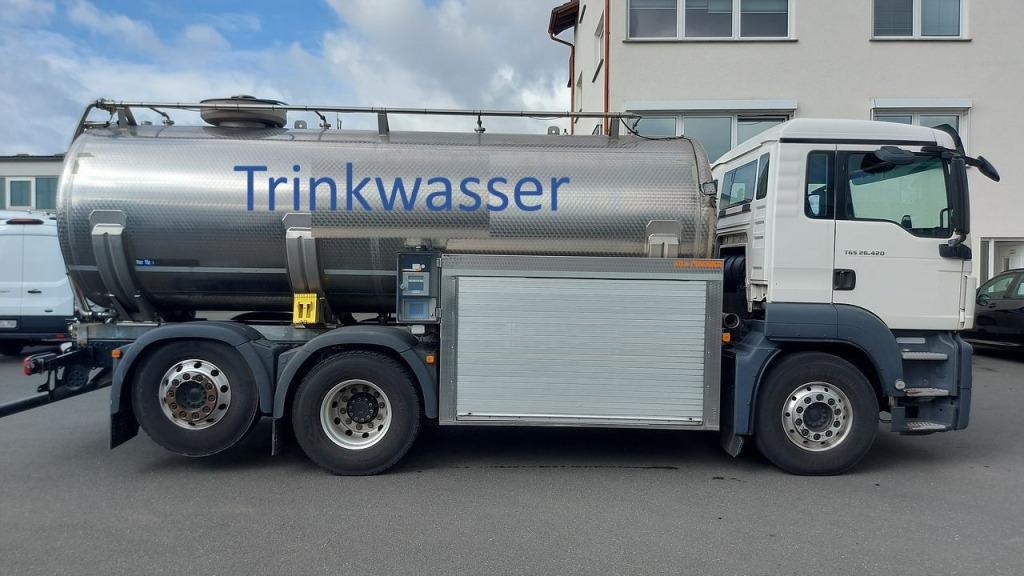 MAN TGS 26.420 6x2 geeignet zum Trinkwassertransport(Nr. 5577) - شاحنة صهريج: صورة 1 MAN TGS 26.420 6x2 geeignet zum Trinkwassertransport(Nr. 5577) - شاحنة صهريج: صورة 1