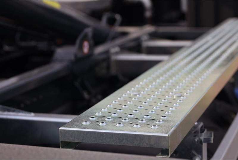 Renault D 18 HIGH P - شاحنة برافعة خطافية: صورة 3 Renault D 18 HIGH P - شاحنة برافعة خطافية: صورة 3